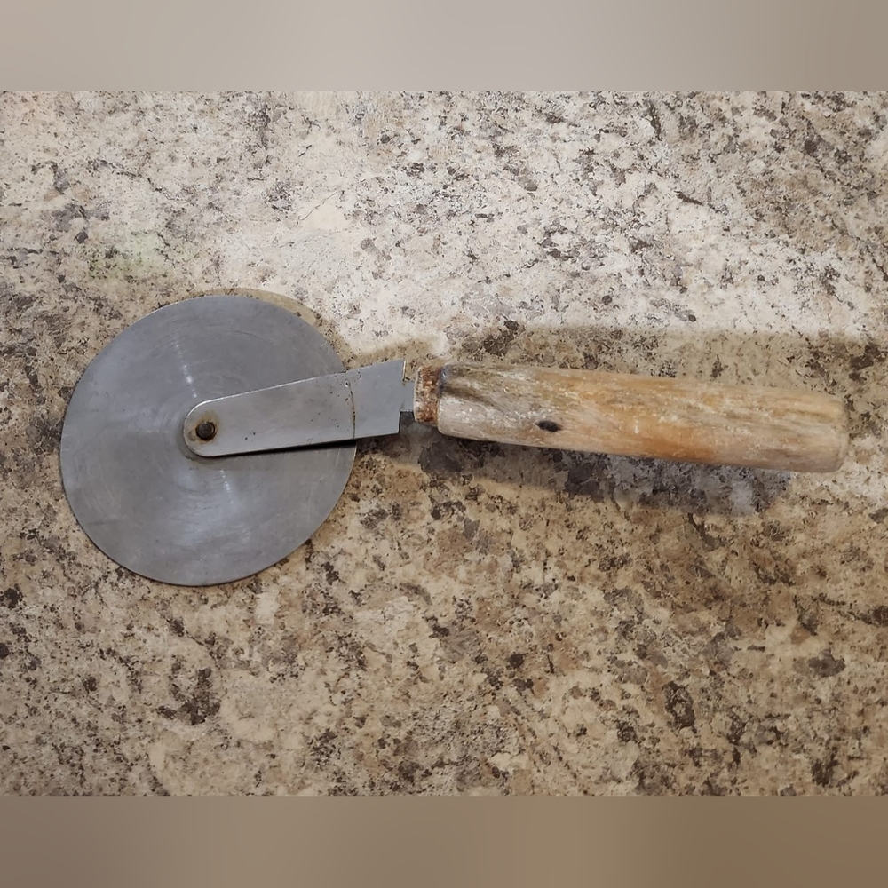 Vintage Stainless USA Pastry Dough Rolling Cutter - Wood Handle circa 1940s